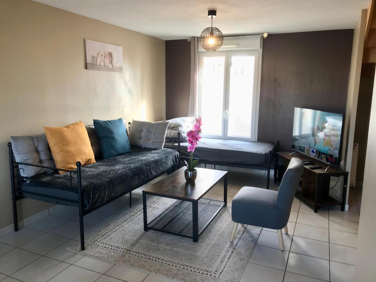 Agreable Maison Proche Gare Avec Parking Gratuit เลอม็องส์ ภายนอก รูปภาพ